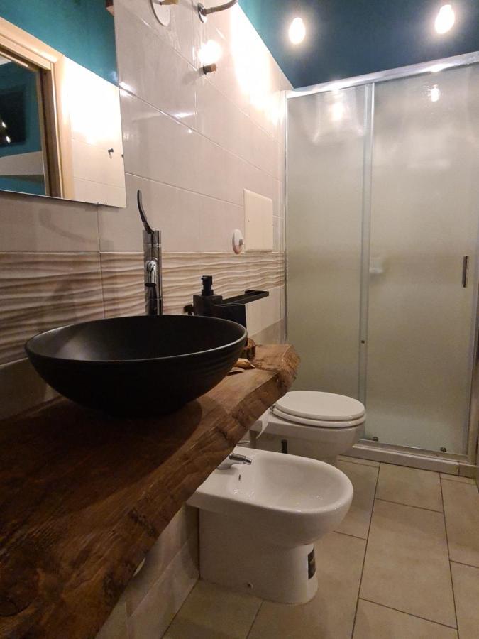 Al Civico 15 Apartment ซาแลร์โน ภายนอก รูปภาพ