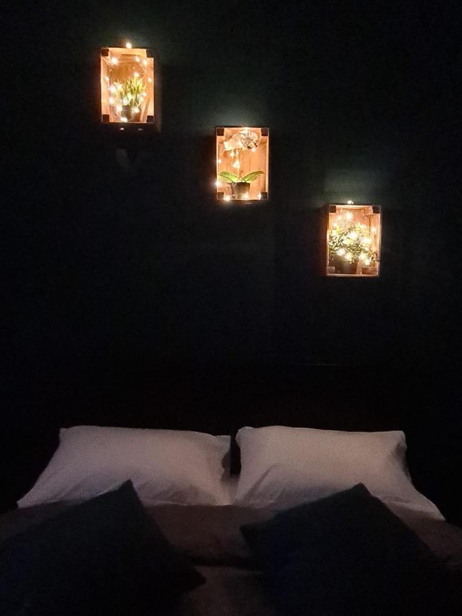 Al Civico 15 Apartment ซาแลร์โน ภายนอก รูปภาพ